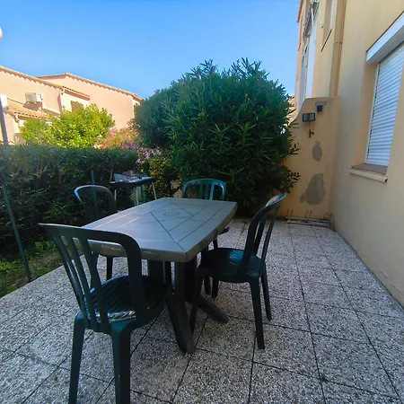 Lägenhet 2 Pieces Moderne Pour 4 Pers Avec Terrasse Proche Et Commerces A - Fr-1-776-43